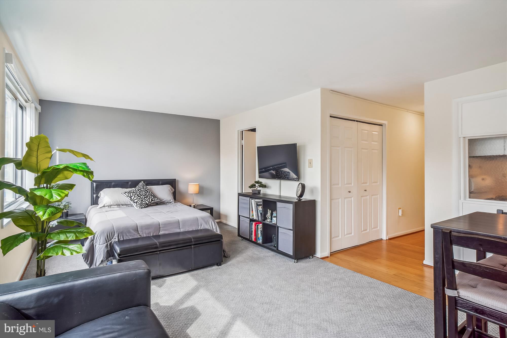 GROSVENOR PARK - Residential Lease