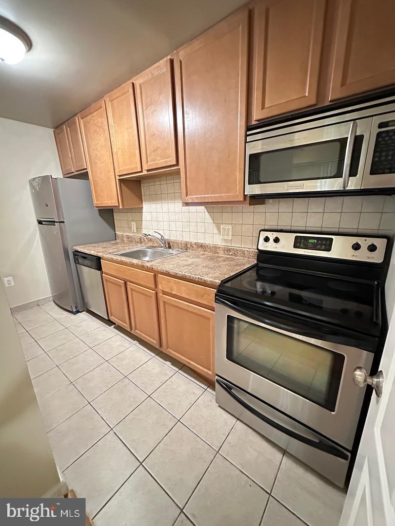 WESTWOOD PARK - Residential
