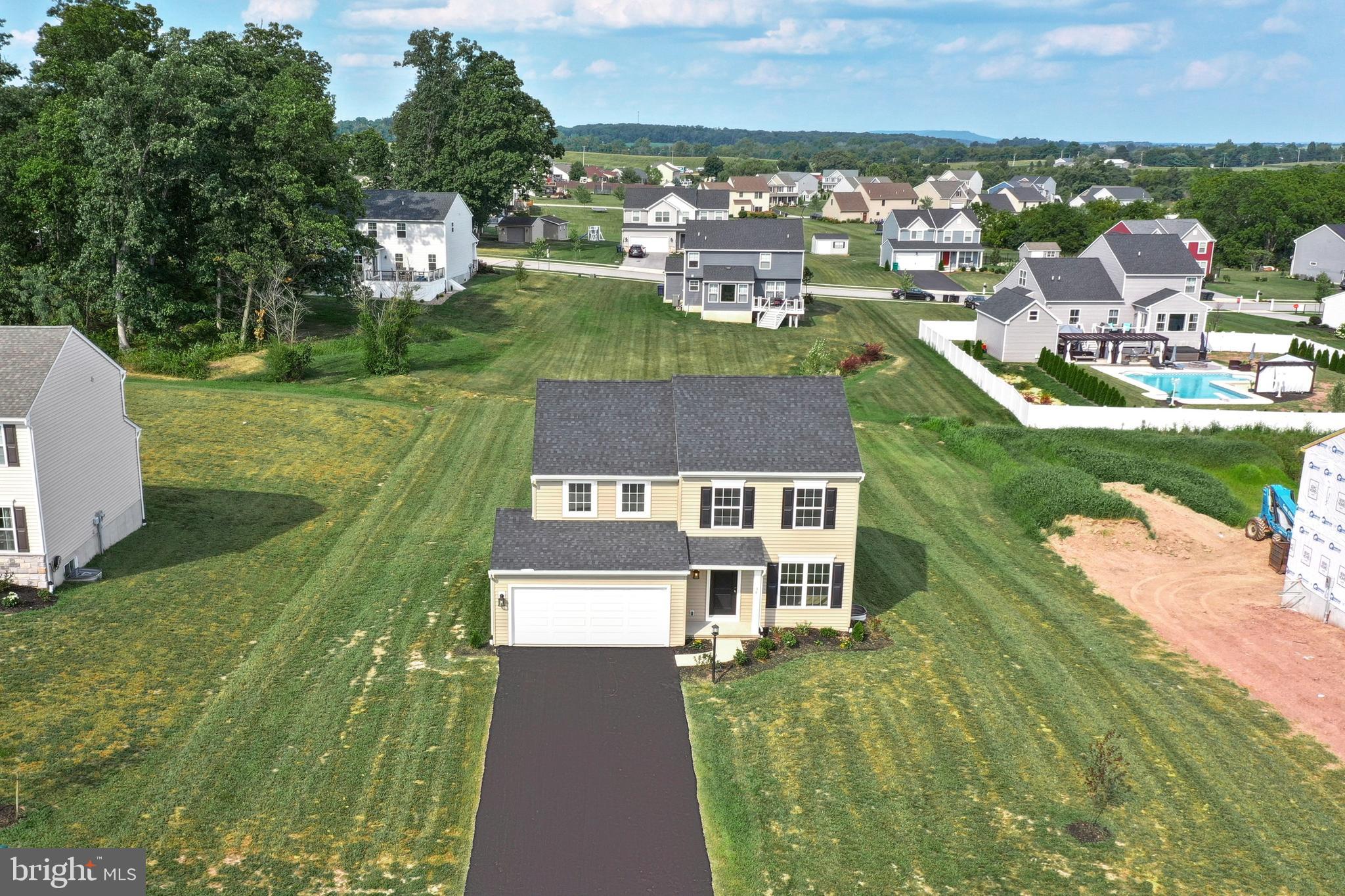 HAMPTON HEIGHTS - Residential