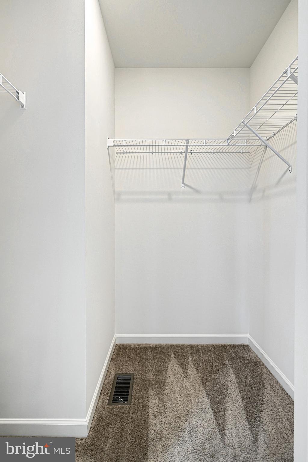 HAMPTON HEIGHTS - Residential