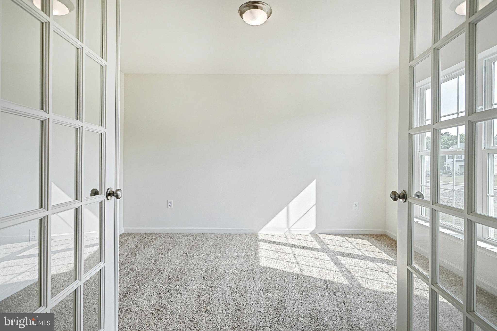 HAMPTON HEIGHTS - Residential