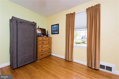 WEST ARLINGTON - Residential Lease