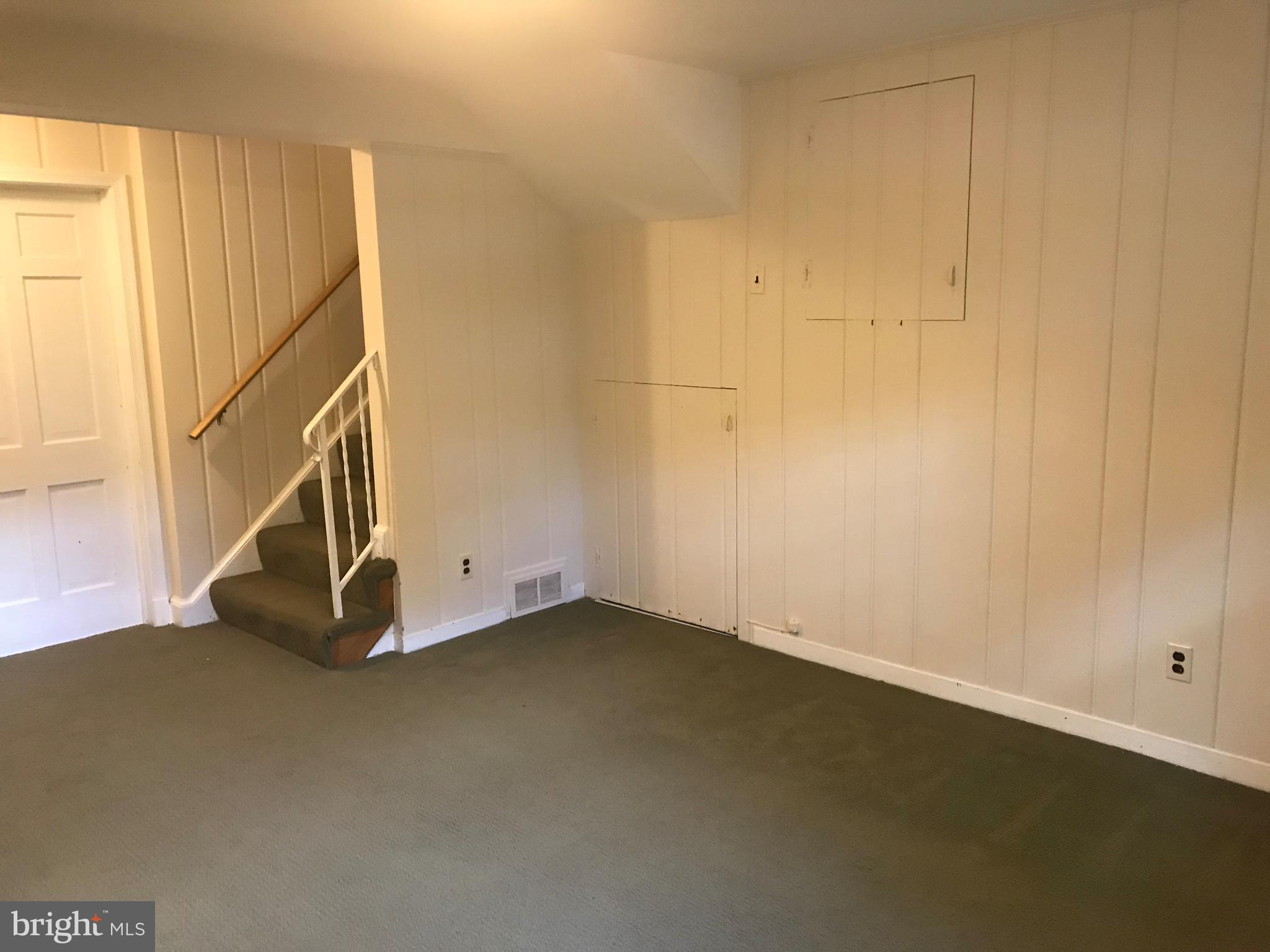 WEST ARLINGTON - Residential Lease