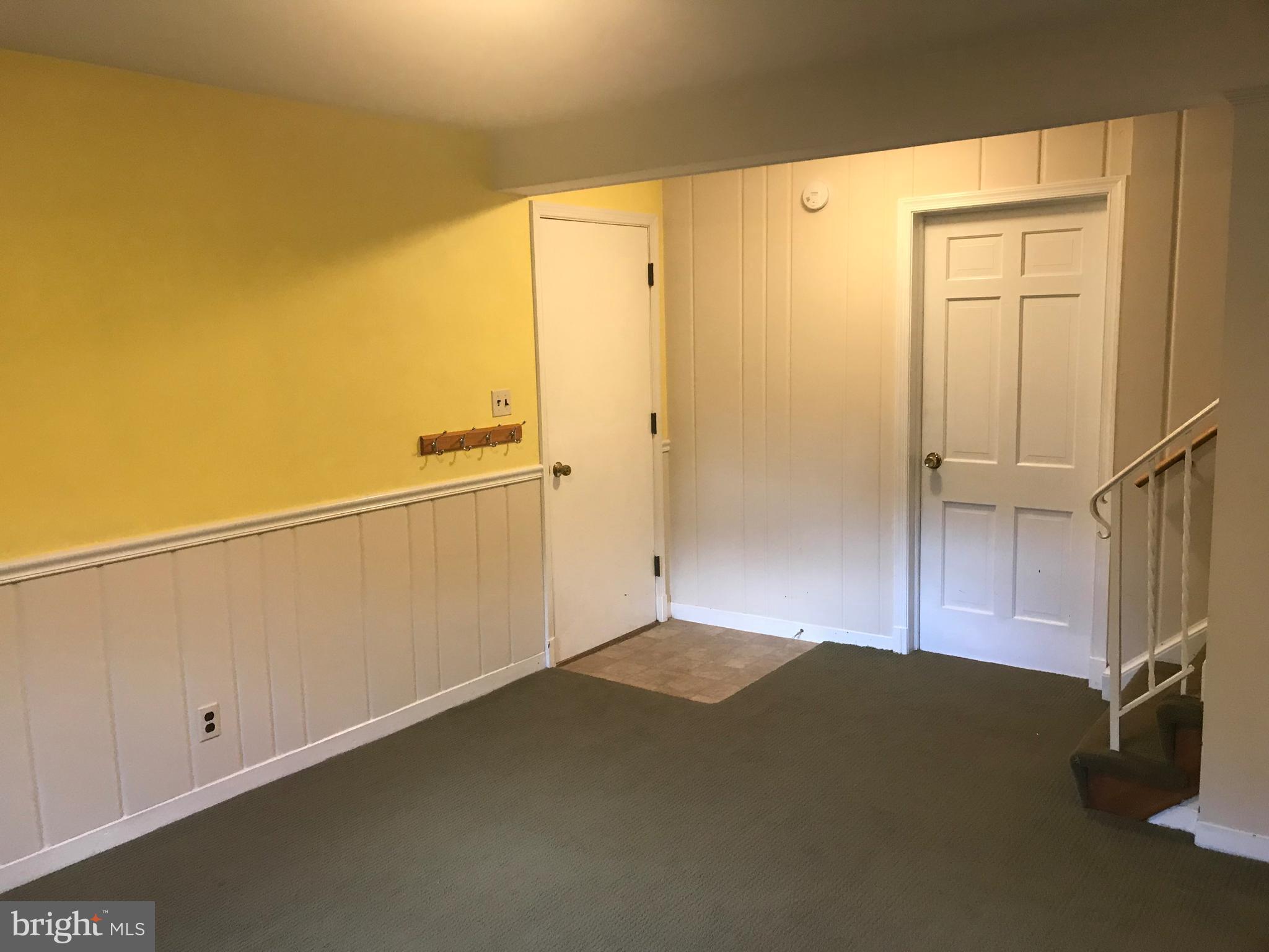 WEST ARLINGTON - Residential Lease