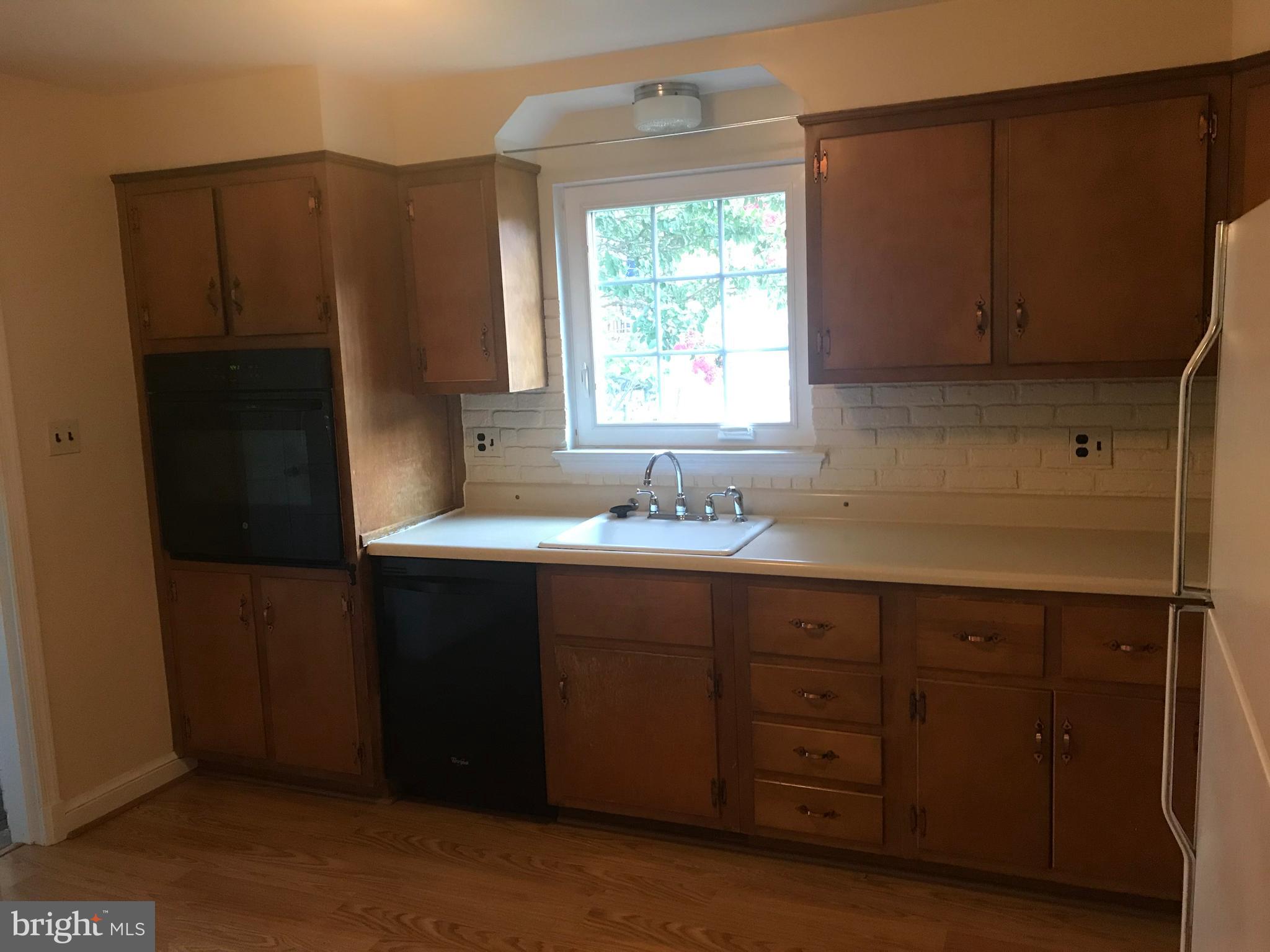 WEST ARLINGTON - Residential Lease