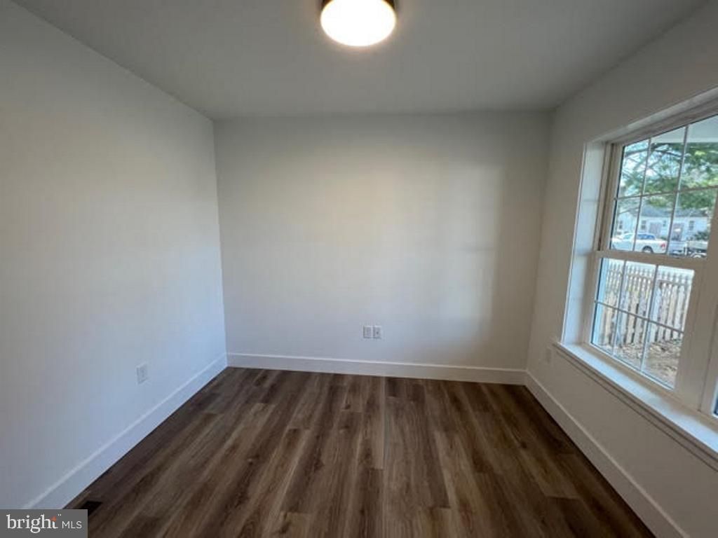 Photo of 401 GENERAL SUTTER AVE, LITITZ, PA 17543 (MLS # PALA2031330)