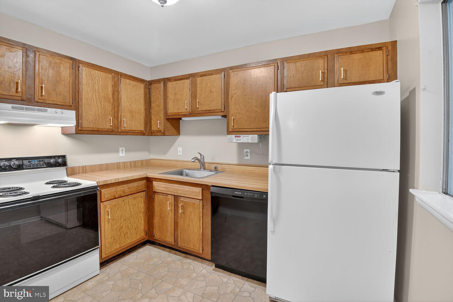 PATUXENT MANOR - Residential