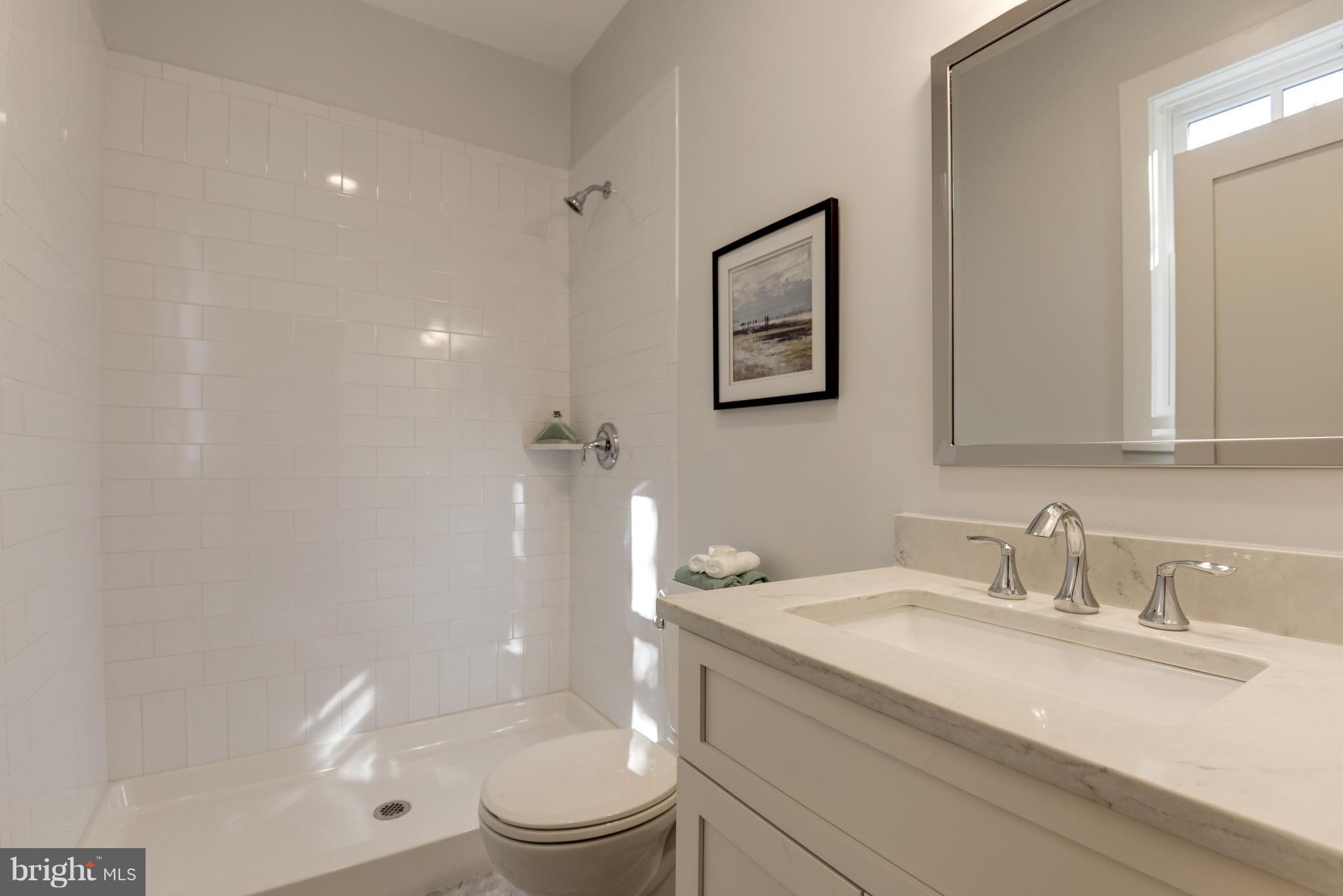 LEE HEIGHTS - Residential