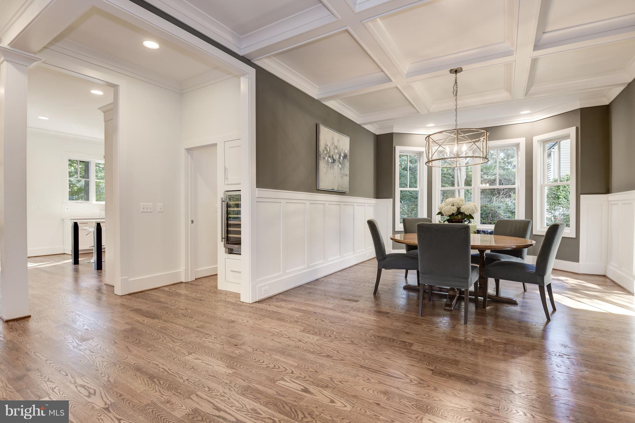 LEE HEIGHTS - Residential