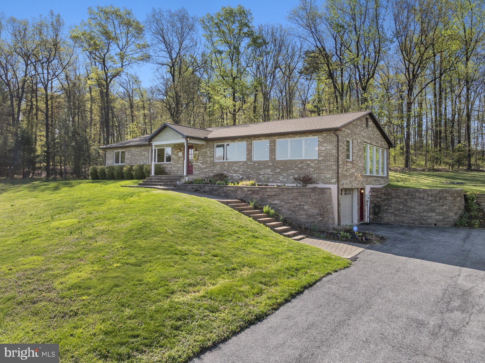 96 PEACH GLEN ROAD