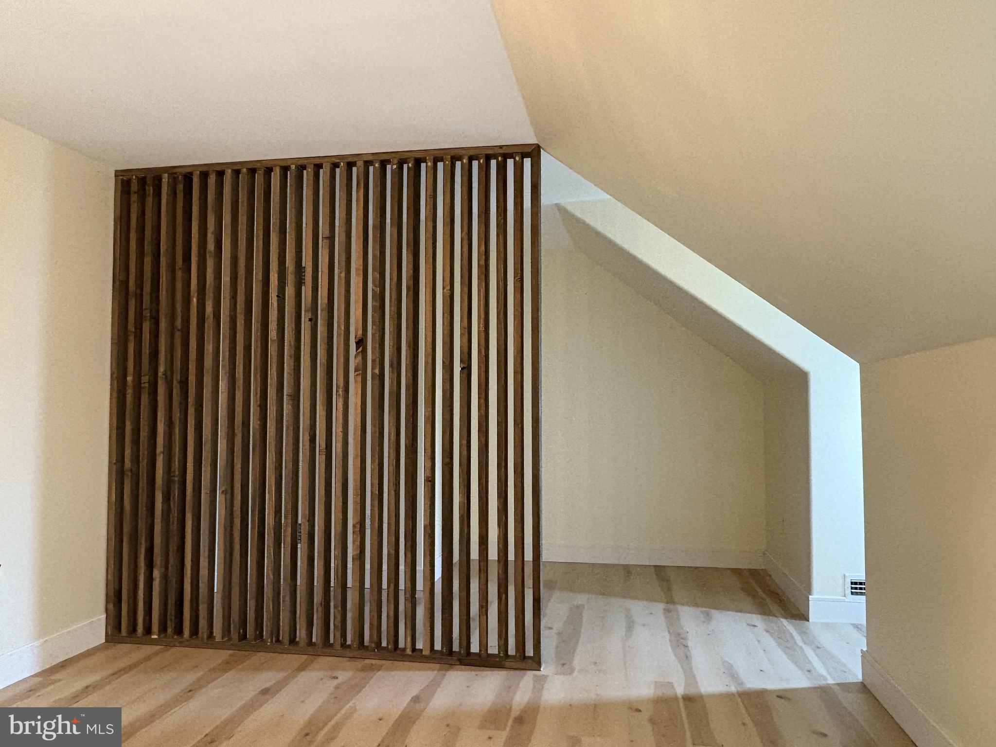 WALNUT HILL - Residential Lease