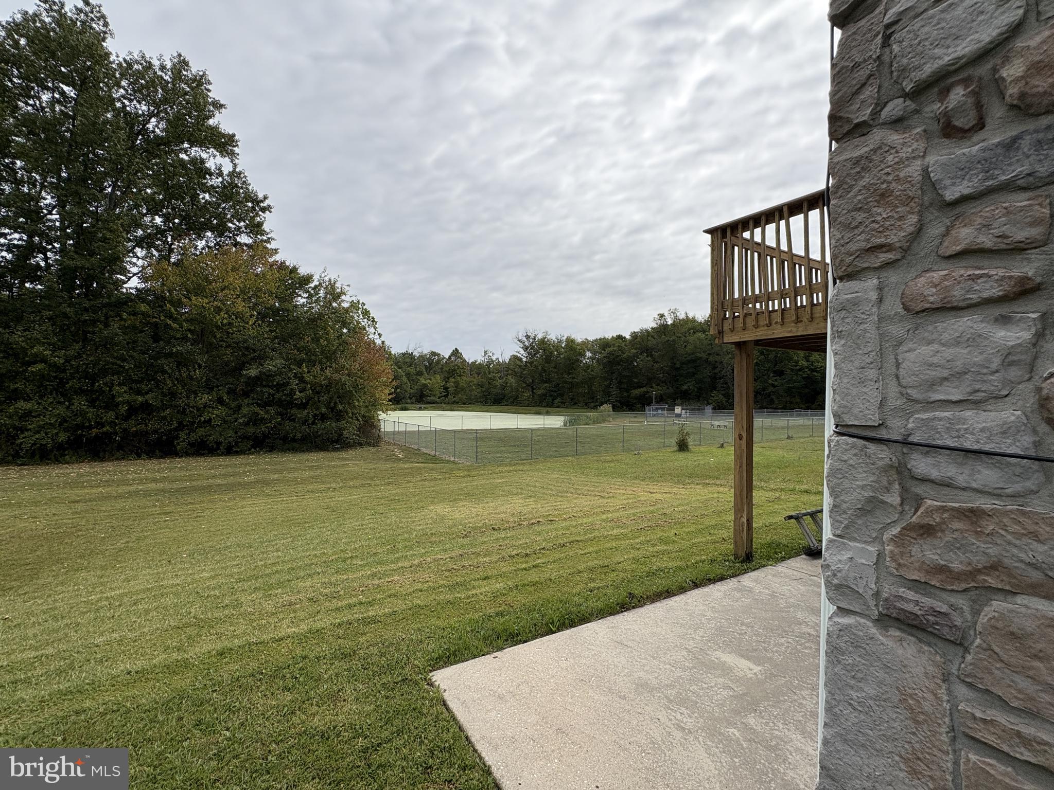 WALNUT HILL - Residential Lease