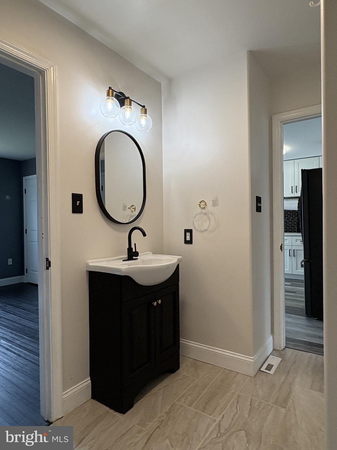 WALNUT HILL - Residential Lease