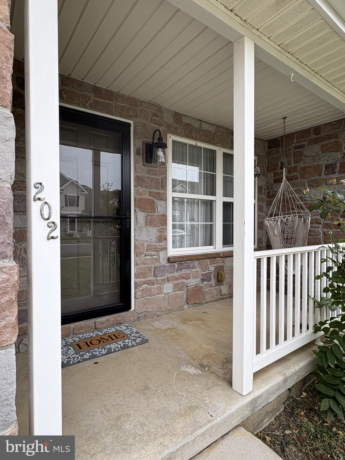 WALNUT HILL - Residential Lease