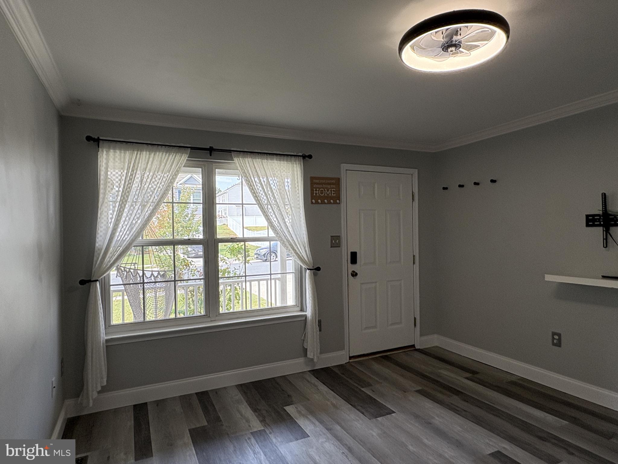 WALNUT HILL - Residential Lease