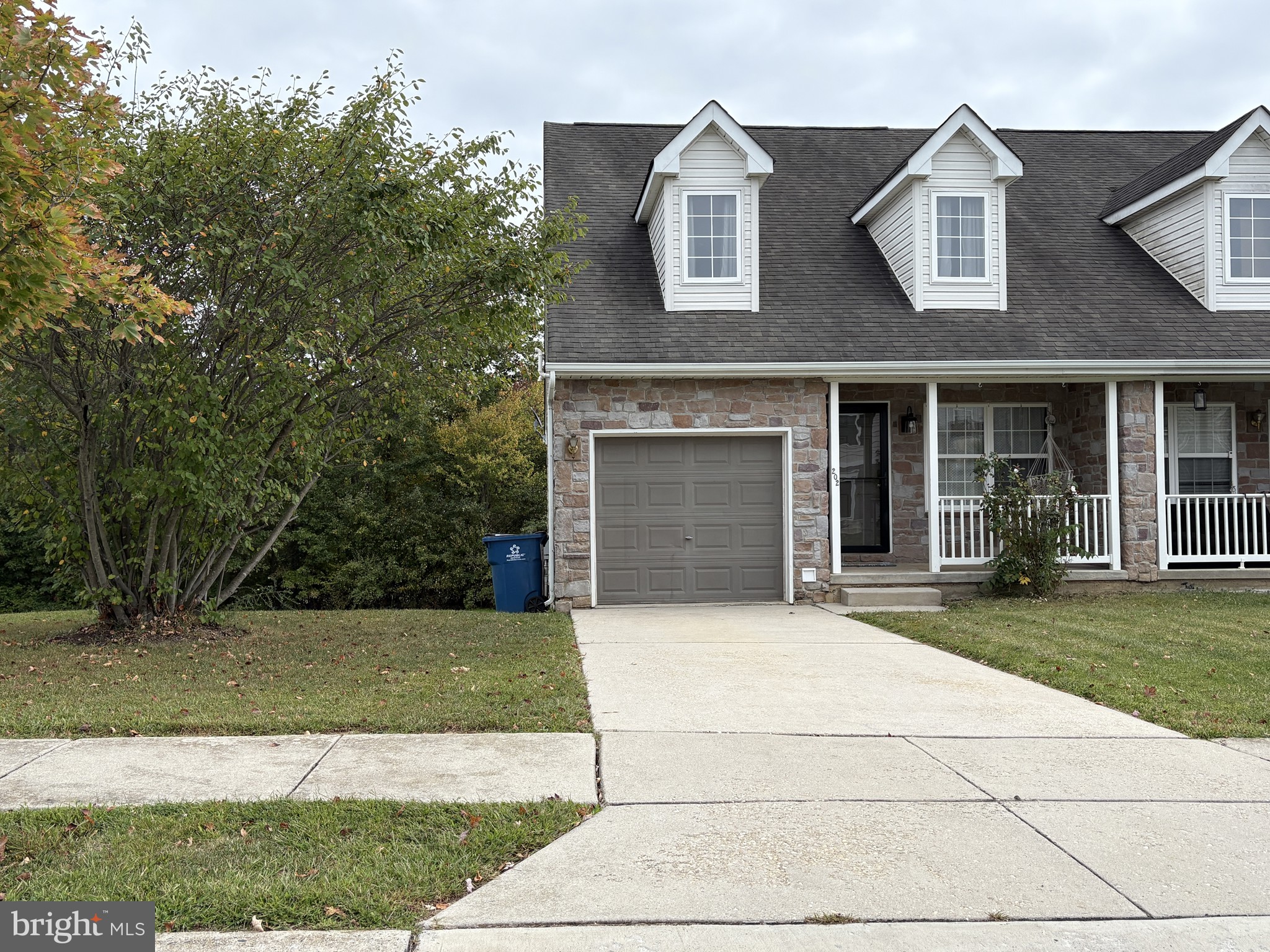 WALNUT HILL - Residential Lease