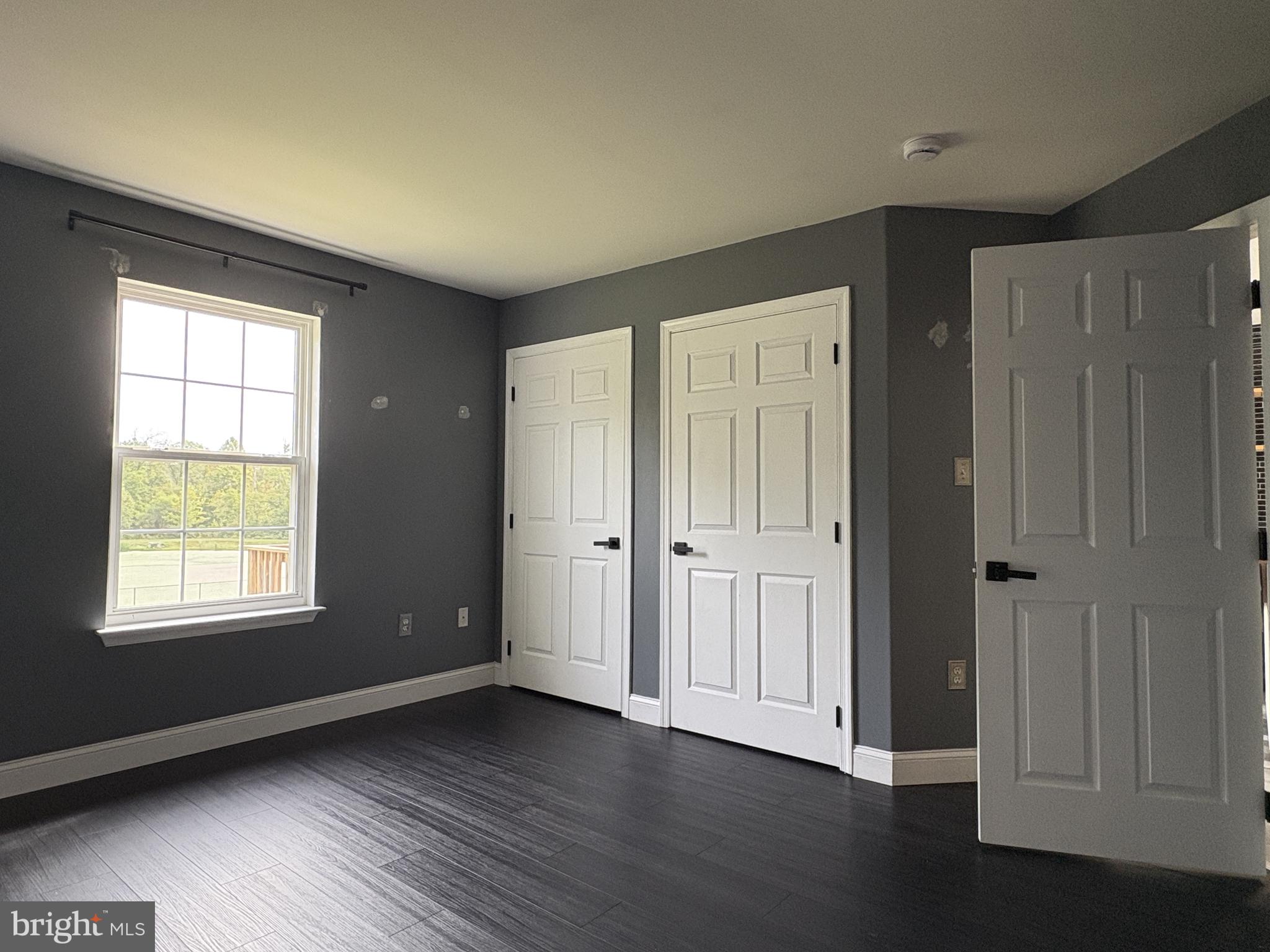 WALNUT HILL - Residential Lease