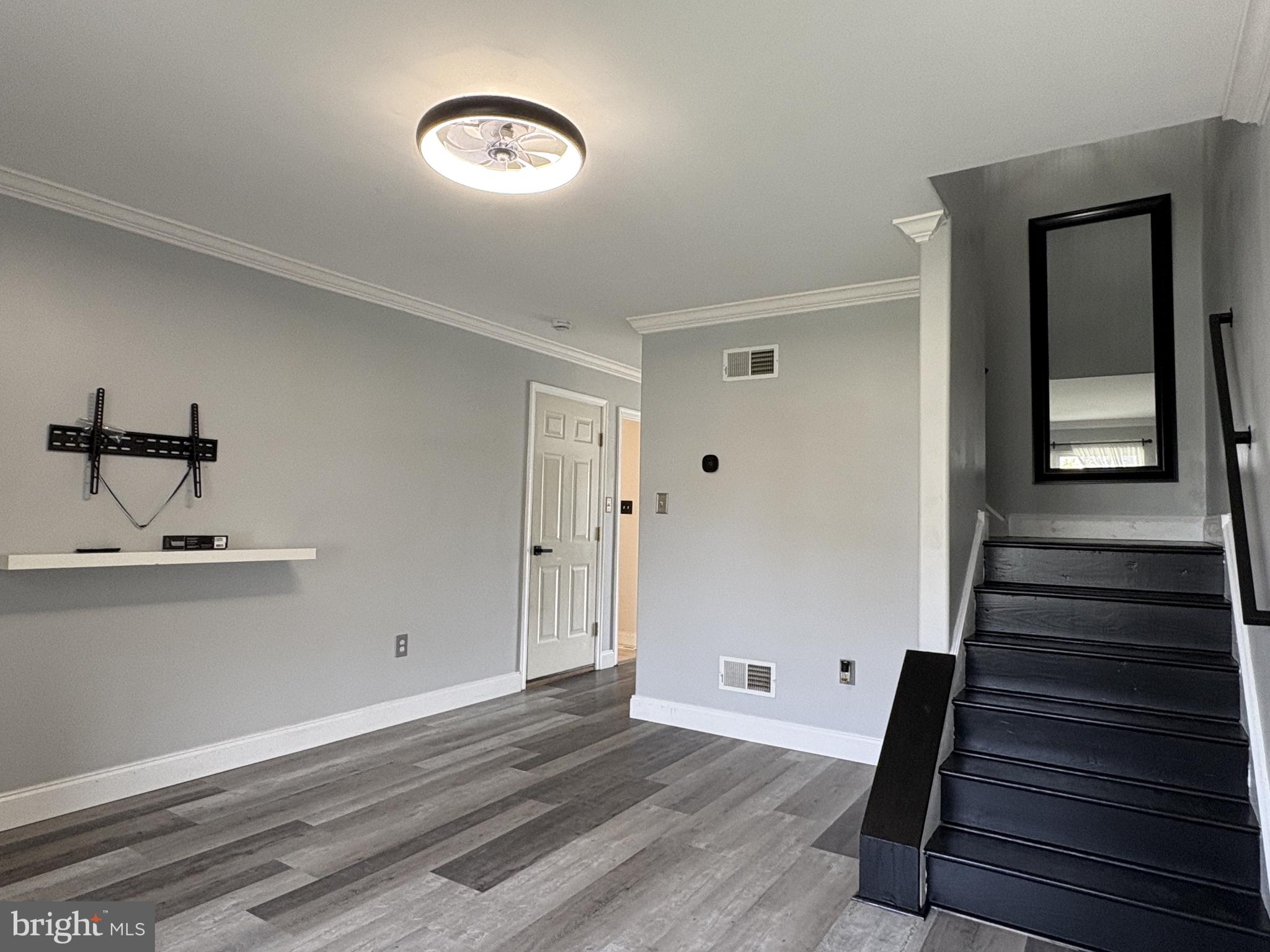 WALNUT HILL - Residential Lease