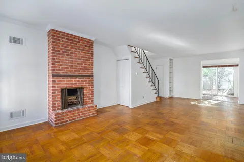 2304 Waverly Street, Philadelphia, PA MLS: PAPH2458966