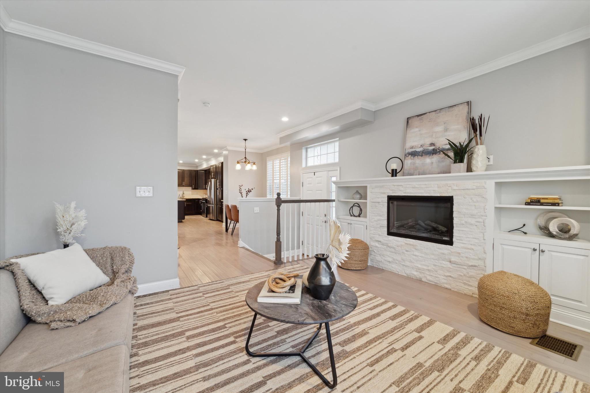 ROXBOROUGH - Residential