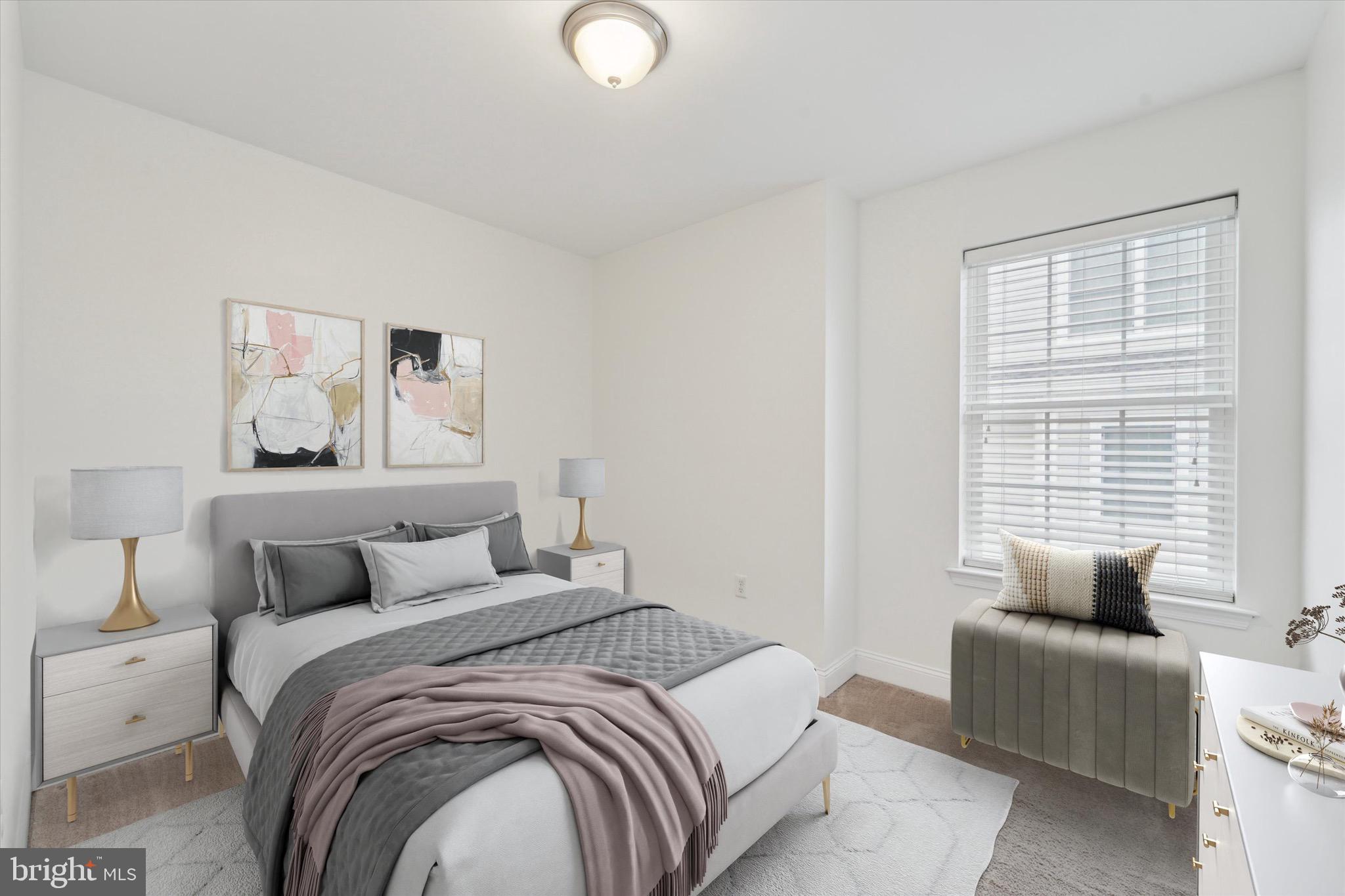 ROXBOROUGH - Residential