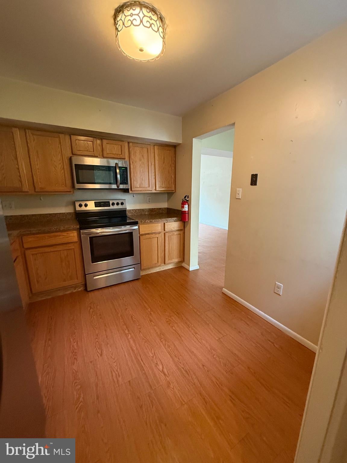 109 POPLAR COURT