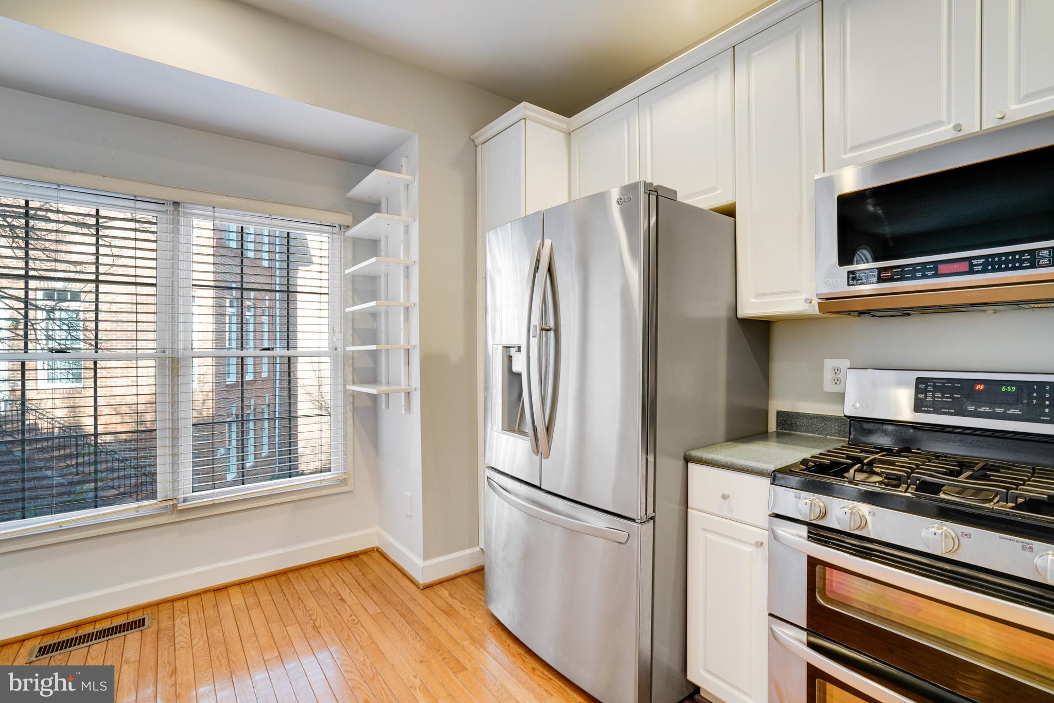 STONEGATE - Residential