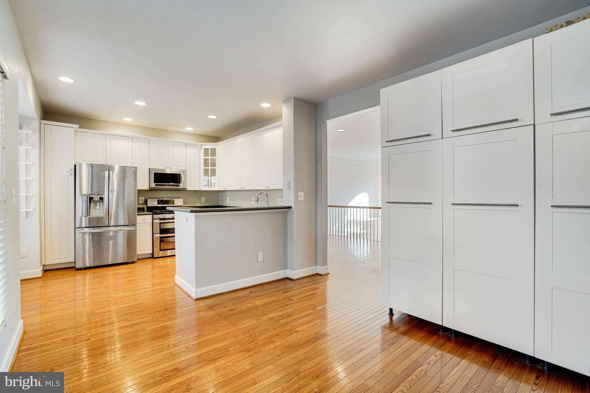 STONEGATE - Residential