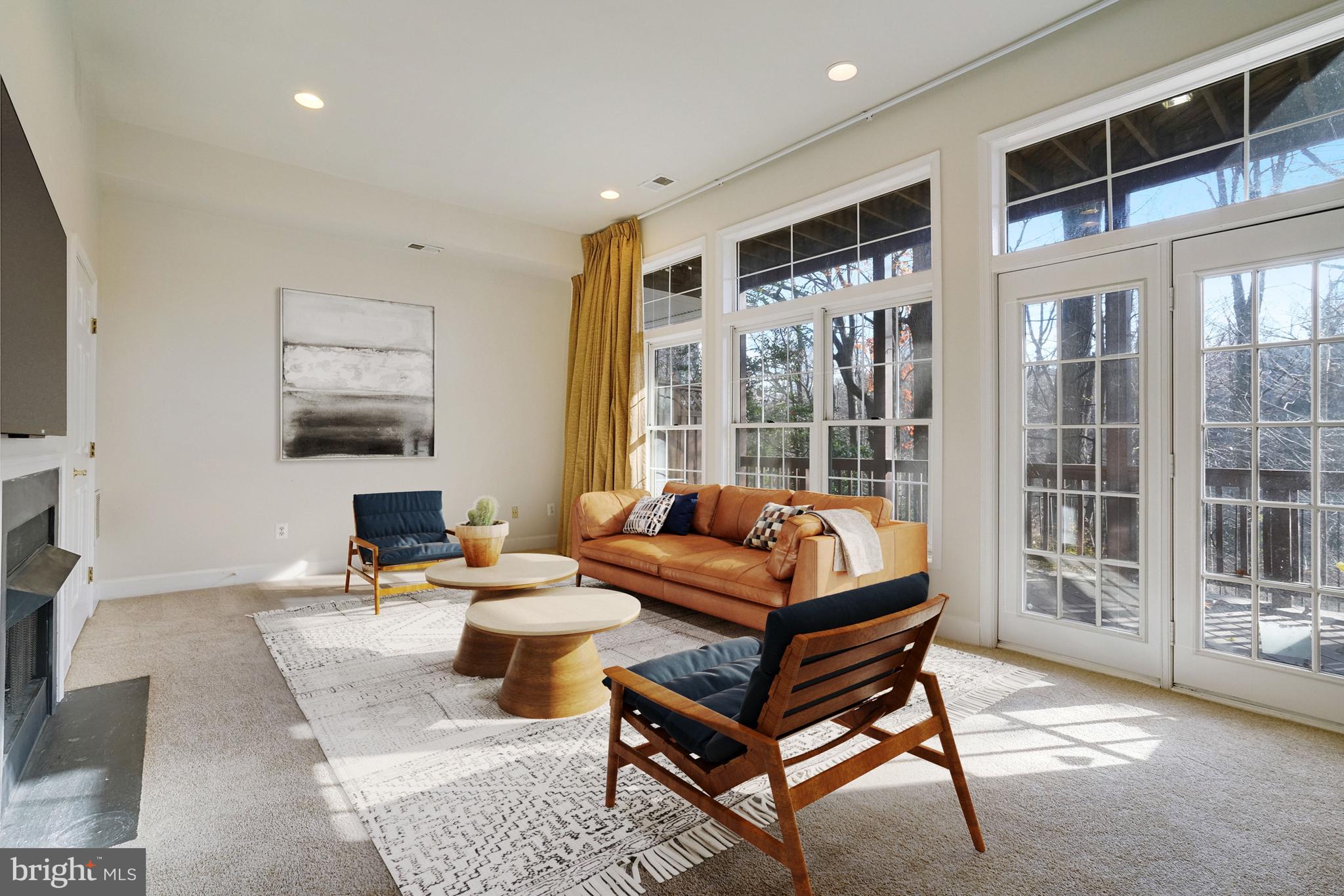 STONEGATE - Residential