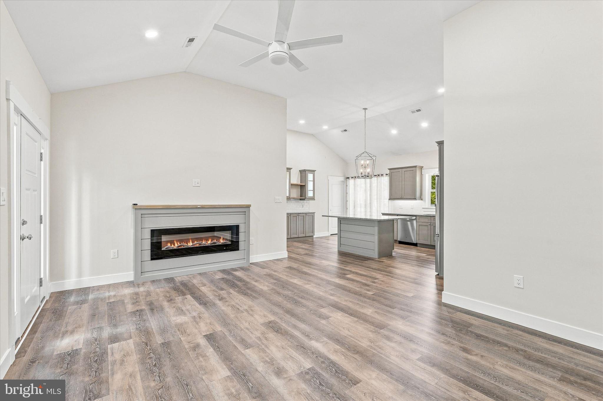2101 PHILADELPHIA AVENUE -2103