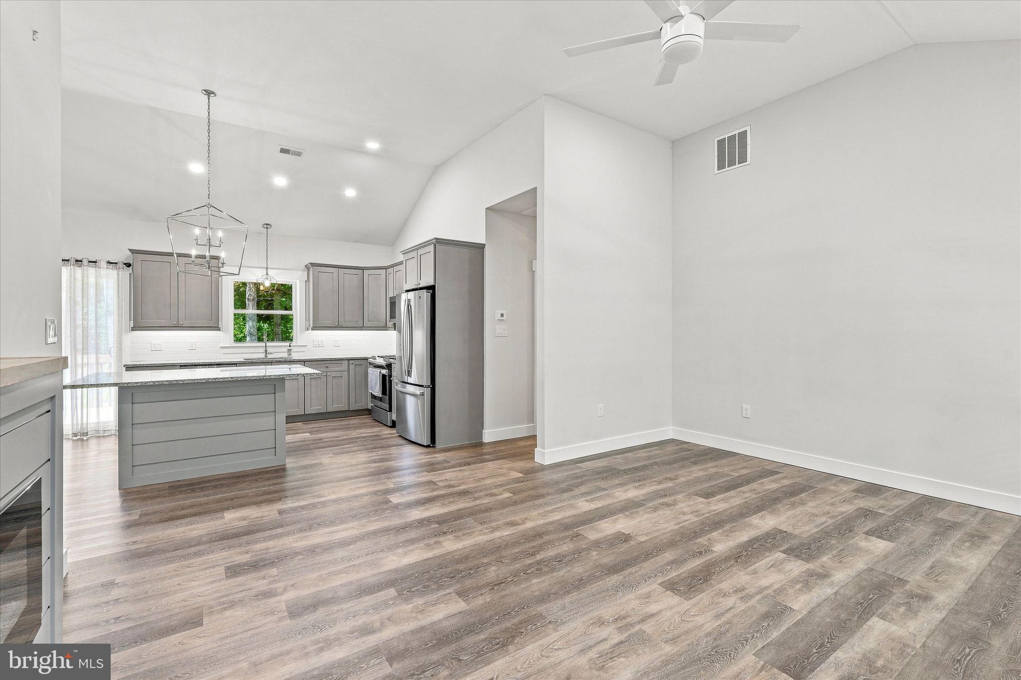 2101 PHILADELPHIA AVENUE -2103