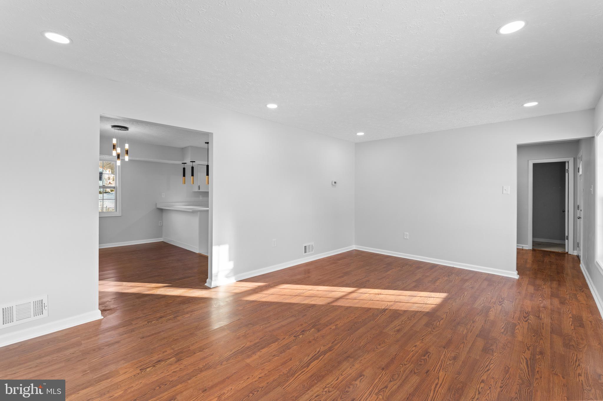 UPPER MARLBORO - Residential