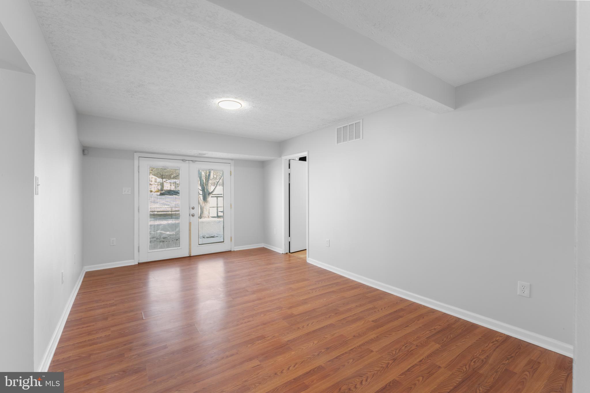 UPPER MARLBORO - Residential