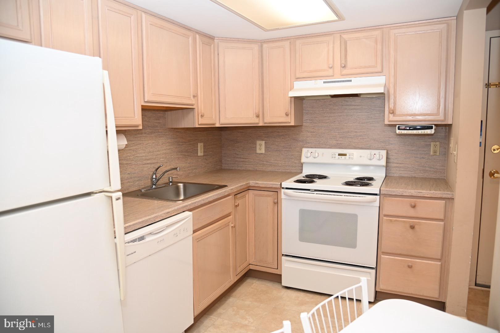 CENTENNIAL STATION - Residential