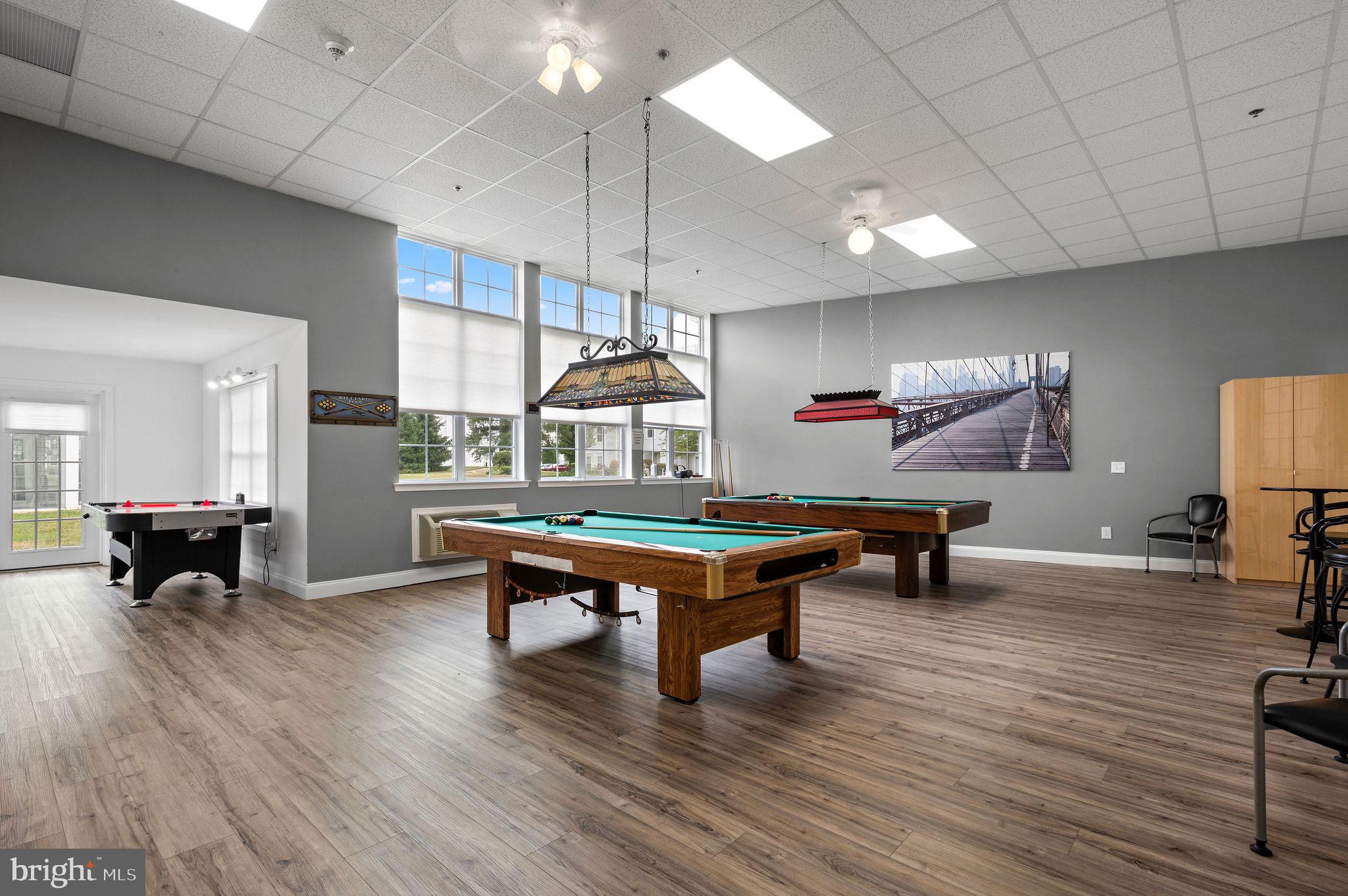 CENTENNIAL STATION - Residential