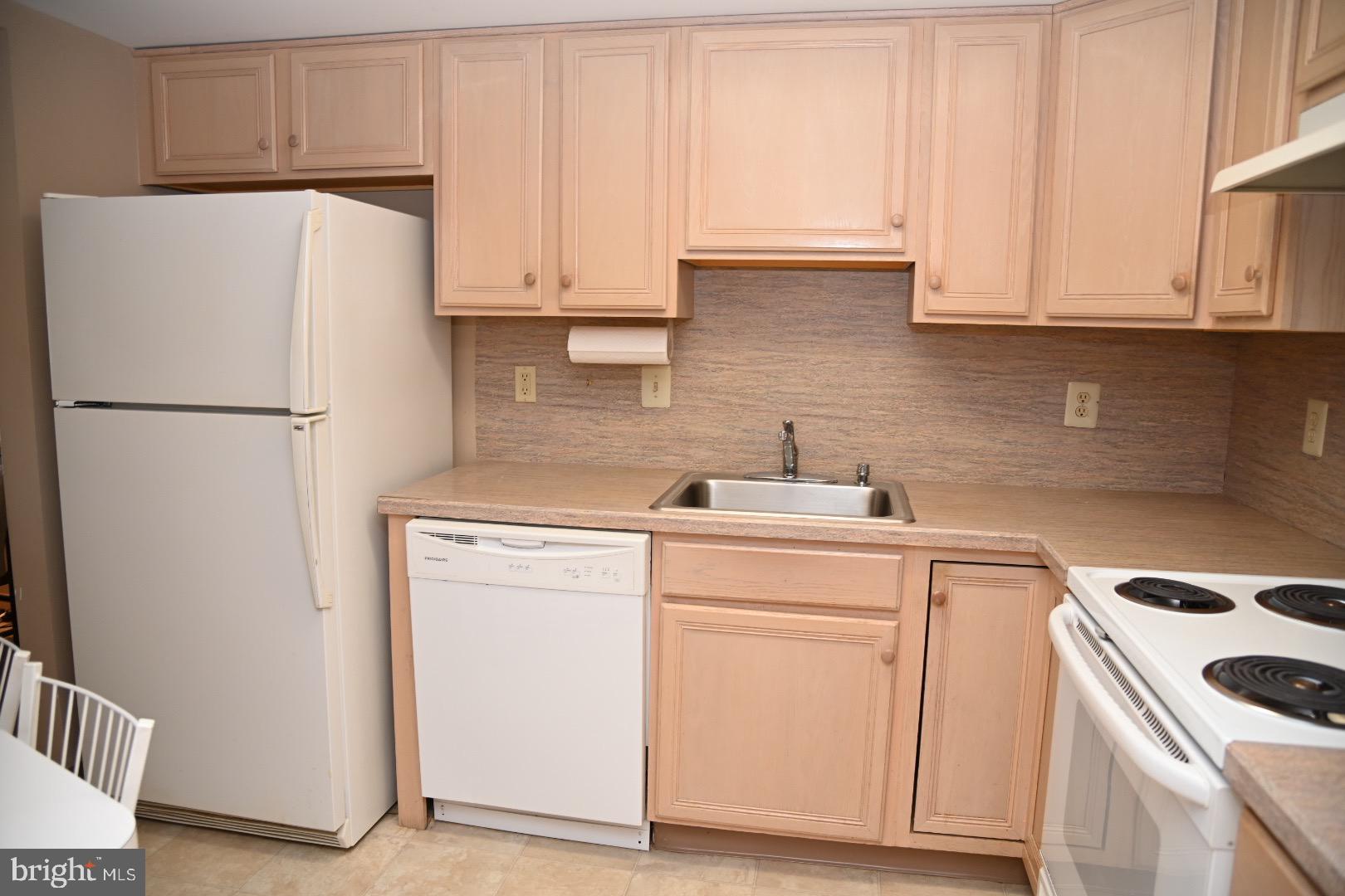 CENTENNIAL STATION - Residential