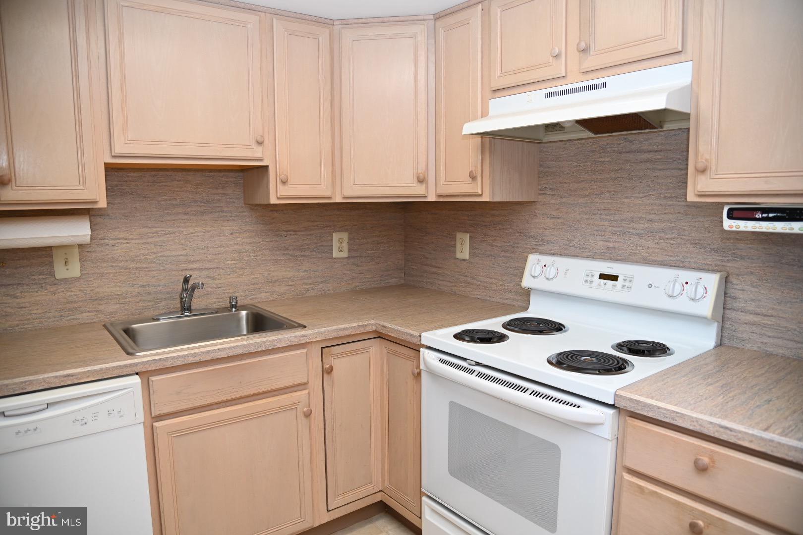 CENTENNIAL STATION - Residential