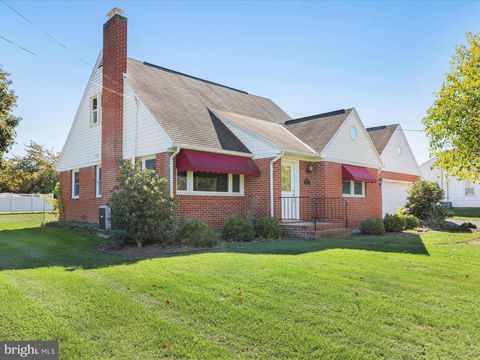 321 LANDIS AVENUE WAYNESBORO PA 17268