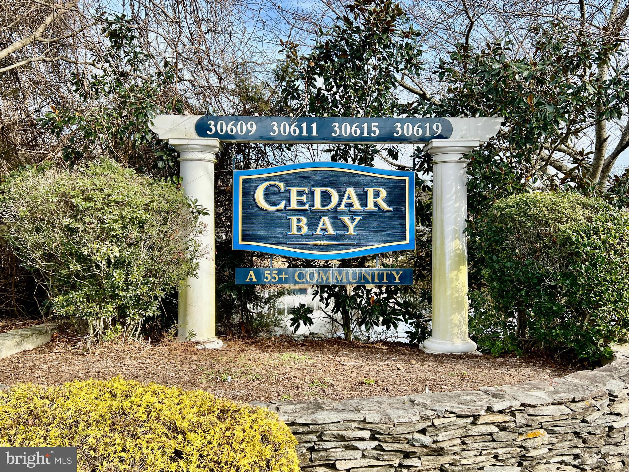 CEDAR BAY - Residential