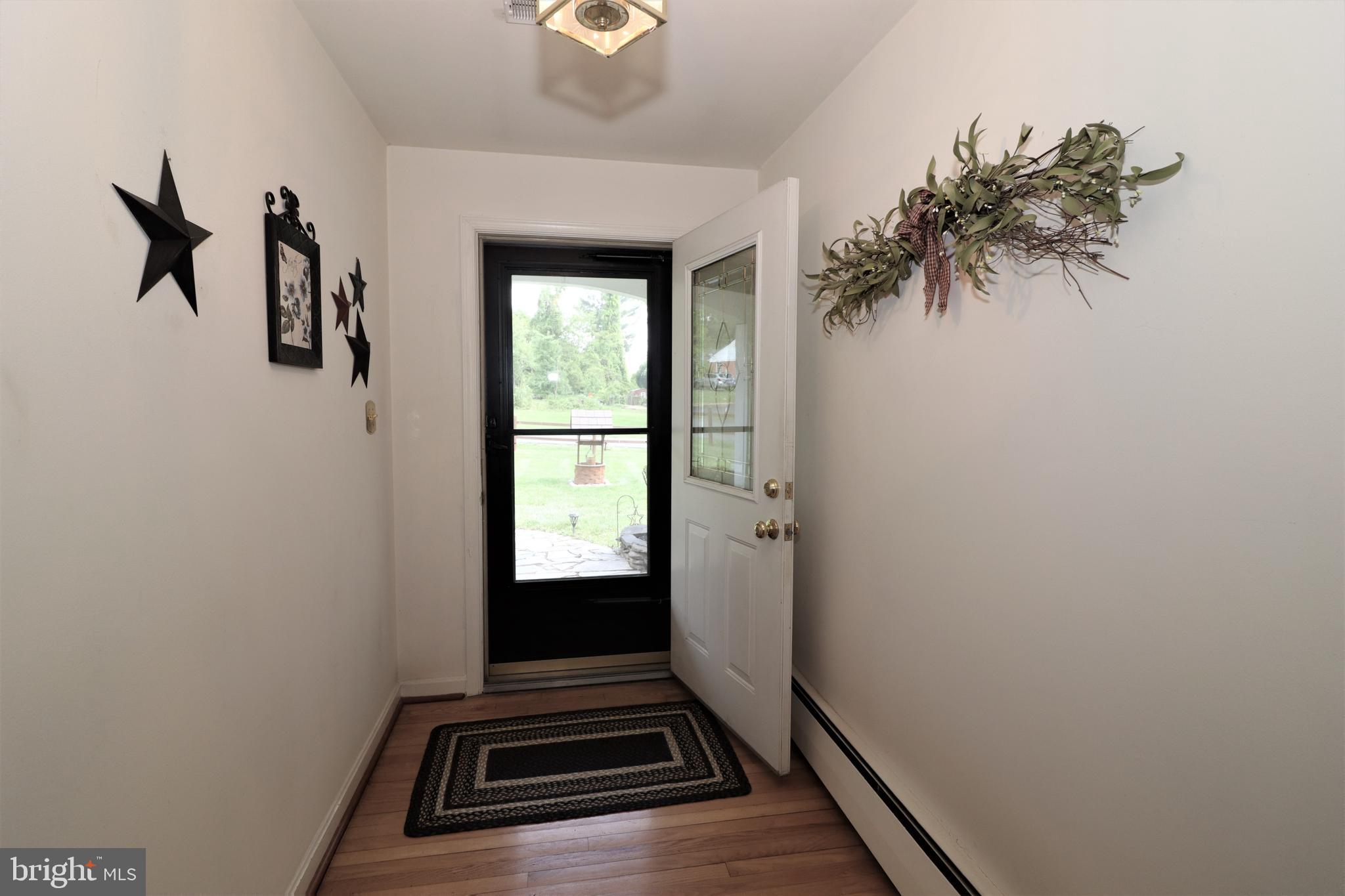 FOXHILLS - Residential