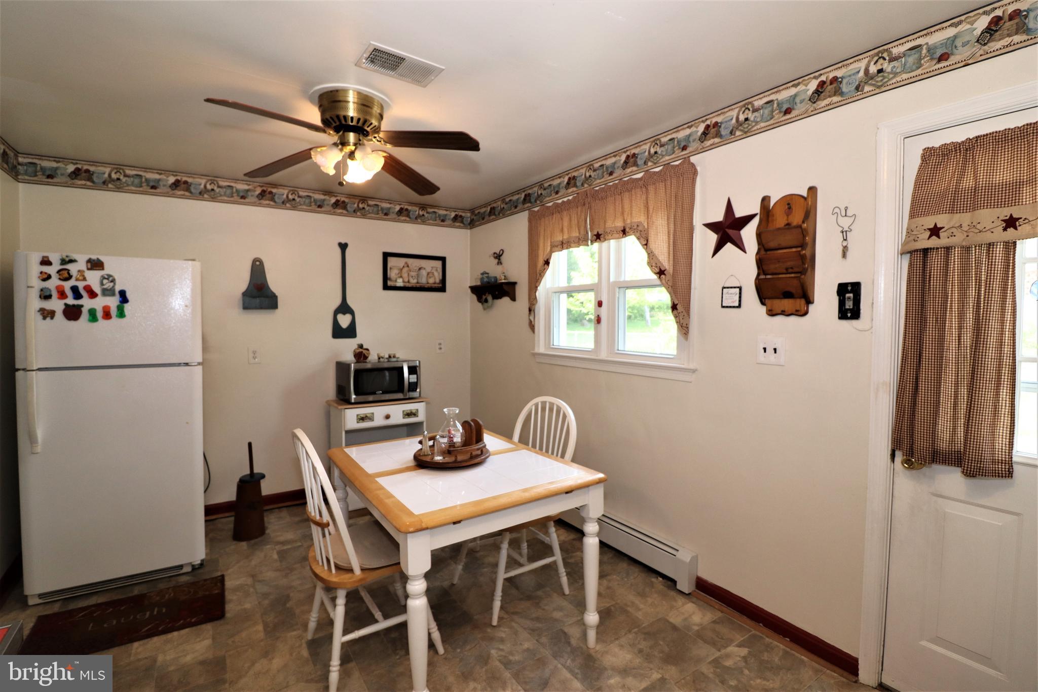 FOXHILLS - Residential