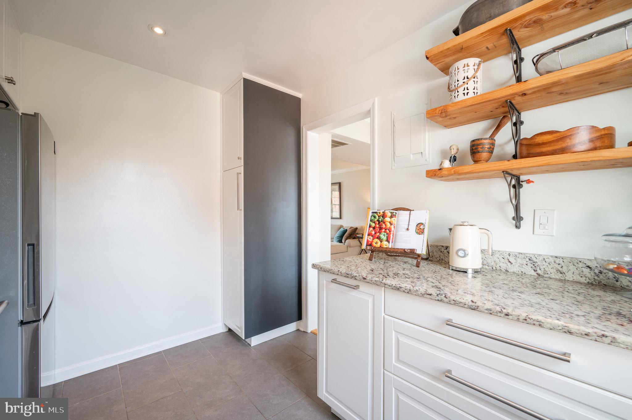 BELLE VIEW CONDOMINIUMS - Residential