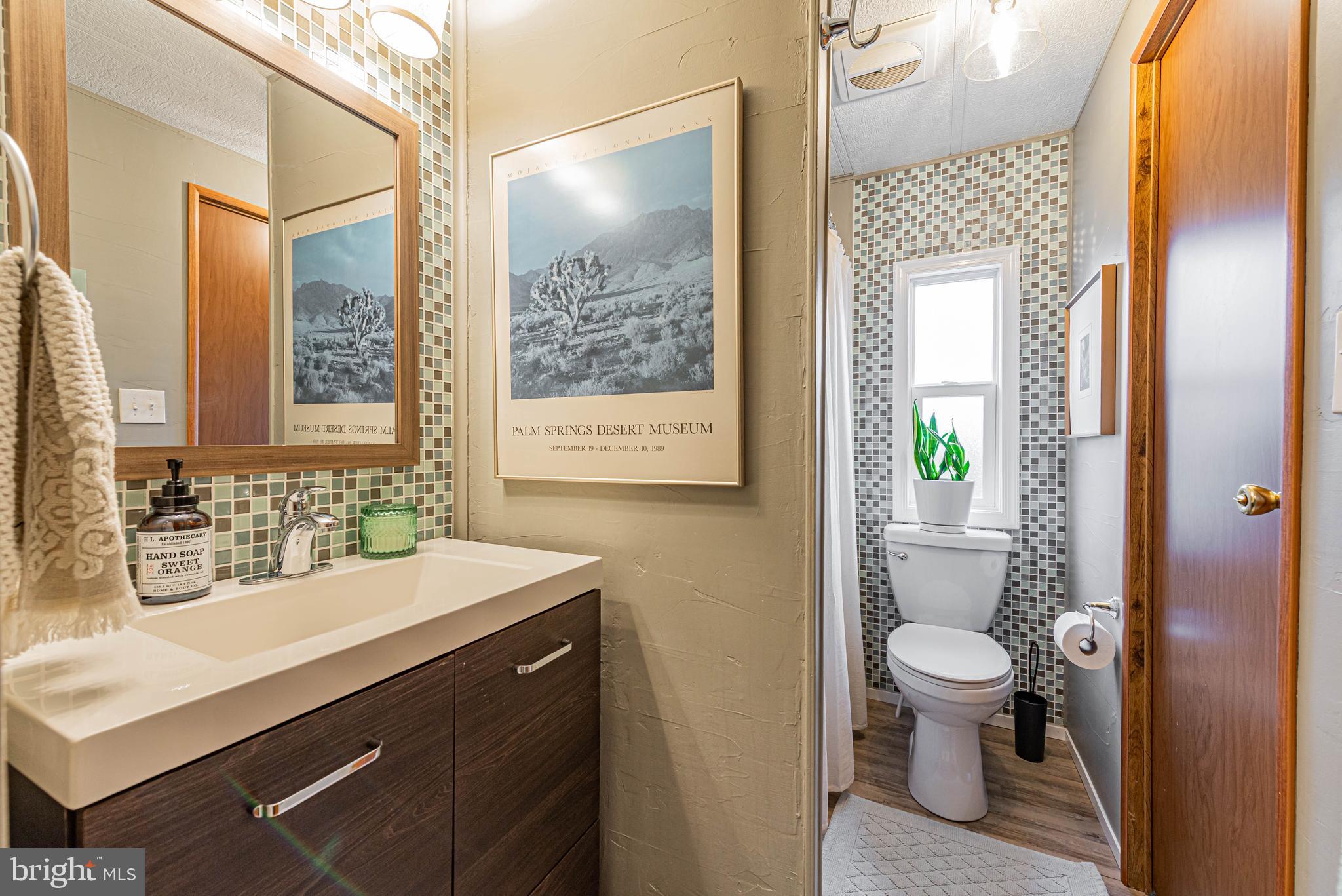 COLONIAL EAST MHP - Residential