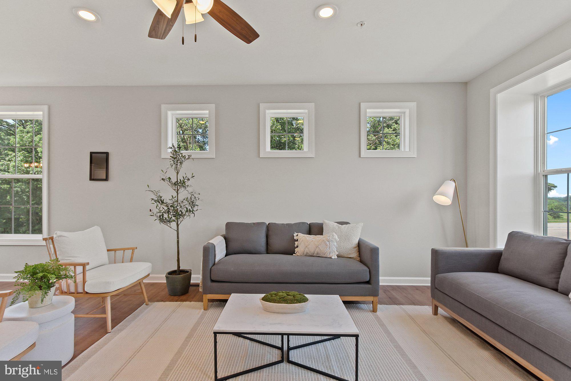 HUDSON RIDGE - Residential