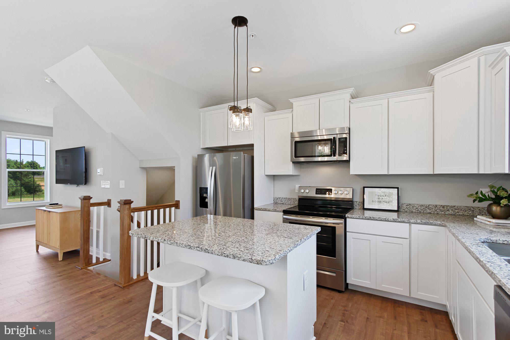 HUDSON RIDGE - Residential