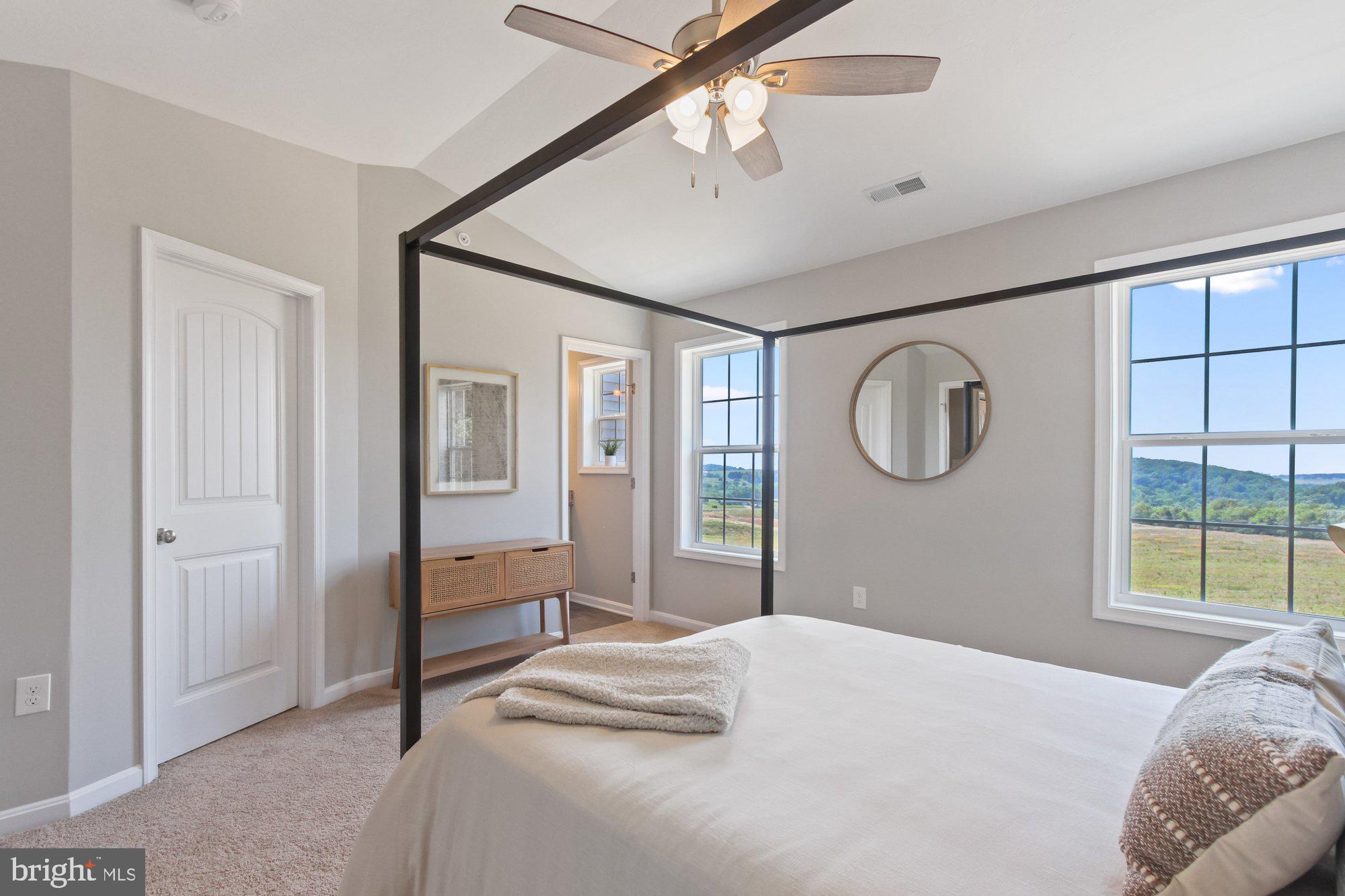 HUDSON RIDGE - Residential