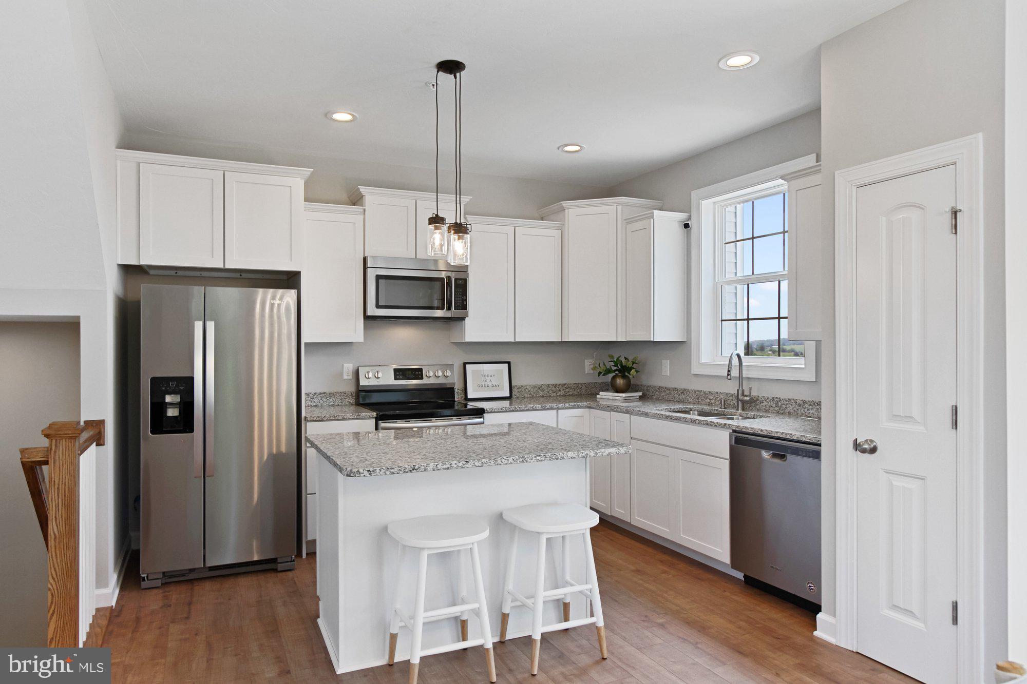 HUDSON RIDGE - Residential