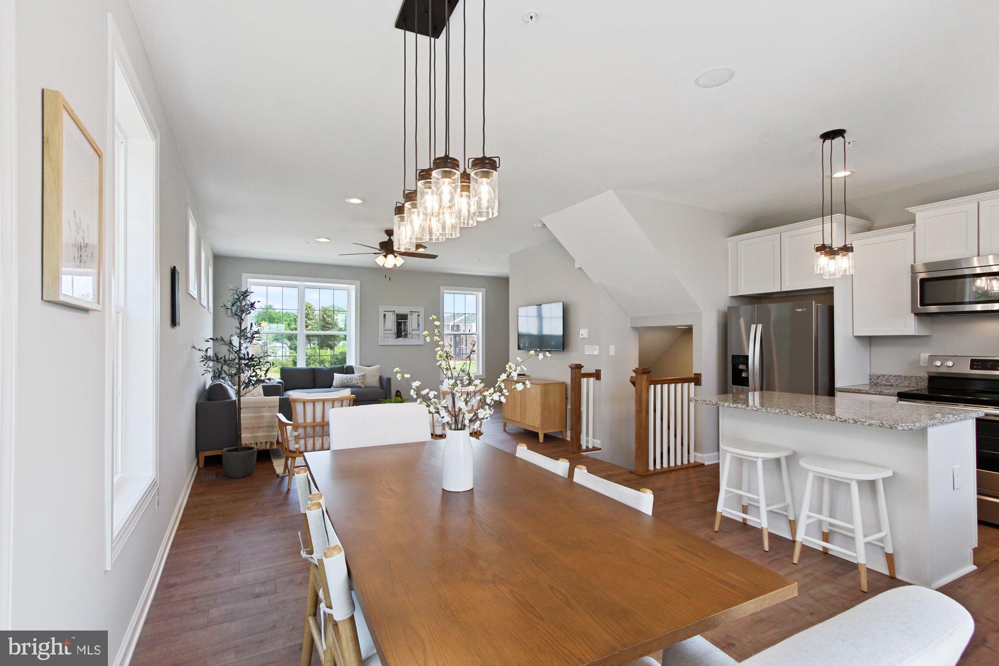 HUDSON RIDGE - Residential