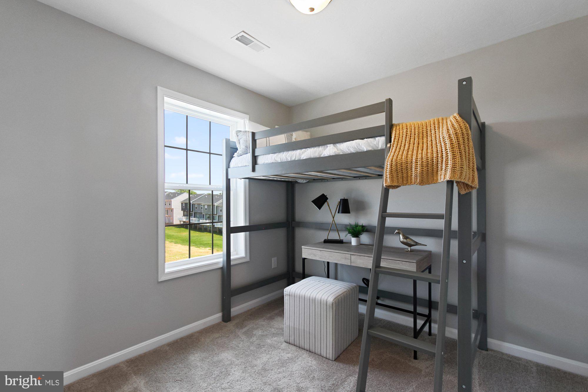 HUDSON RIDGE - Residential
