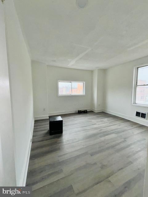2029 E TIOGA STREET 2ND FL